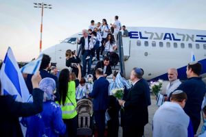 Ministerial panel to vote on bill that would bar citizenship for non-Orthodox converts