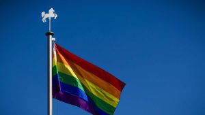 Eine Regenbogen-Fahne alleine reicht nicht
