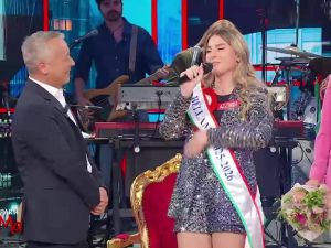 Azzurra Leuzzi, della Generazione Z, vince la quarta stagione di Bellama