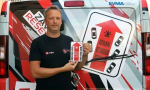 Neprimerno obnašanje ob zastojih: »Videli smo sončenje, rolkanje in snemanje koles«