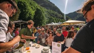 Enolia, parentesi di sapori. Domani al via la kermesse. Si accende l’area medicea