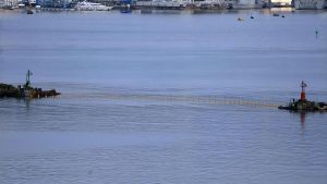Marola, il mare è un tabù: la Marina militare impone la fruizione a fasce orarie
