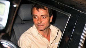 La lettera di Cesare Battisti dal carcere: “Vorrei rivedere mio figlio”