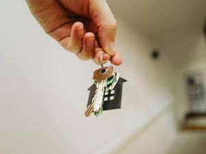 Piano Casa, il governo dichiara guerra ai furbetti dell’affitto