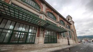 Il Salone degli Incanti di Trieste a un bivio: vanno rivisti gli spazi, altrimenti rimarrà vuoto