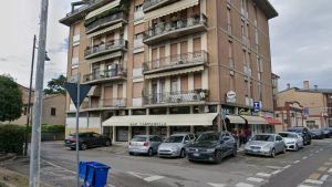 Fiera, ladri all’assalto del condominio: inseguiti dai passanti