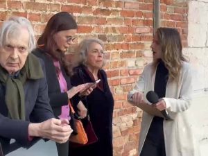 Sgarbi alla Biennale per Bansky: guarda il video