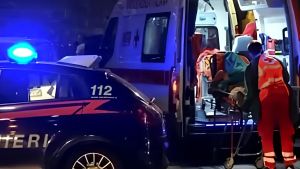 Cantù, trovata a terra in casa priva di sensi e con il volto tumefatto: arrestato il compagno