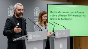Ingresada una mujer en Alicante por sospecha de hantavirus tras coincidir en un avión con una de las fallecidas