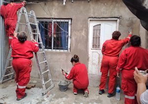 Las ‘albañilas villeras’ que combaten la desigualdad en Argentina