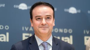 El regreso de Iván Redondo y elecciones el 18 de julio de 2027