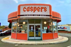 Caspers Hot Dogs is closing its oldest remaining Bay Area location