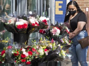 Opinion: This Mother's Day, go beyond the flowers This Sunday, May 10, millions of Canadian mothers will receive flowers, candles, and cards thanking them for everything they do: