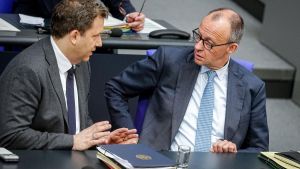 Prämie oder Großreform? Koalition sucht Wege zur Entlastung