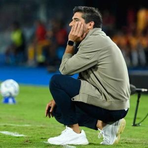 Abel Ferreira é arrogante e chato