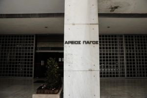 Θα έπρεπε ο Εισαγγελέας του Αρείου Πάγου να απέχει από την υπόθεση των υποκλοπών;