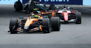 Η F1 ακούει τον σφυγμό της πίστας και ενεργοποιεί τα αντανακλαστικά της για το 2027