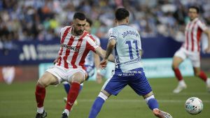Nada saca del bucle al Sporting de Gijón: derrota en La Rosaleda