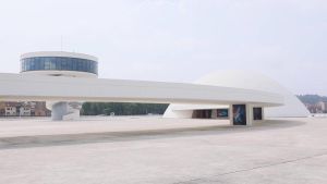 La Sindicatura de Cuentas detecta irregularidades en los contratos del Centro Niemeyer