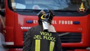 Scricchiolii provenienti dalle pareti: il sindaco sgombera 8 famiglie da un edificio