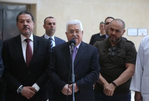 Abbas seen positioning son for Palestinian leadership, dismaying those seeking new blood