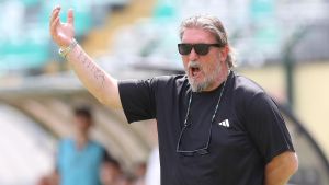 Play off, Lipari illude il Siena: il Prato nel finale rimonta ed elimina i bianconeri