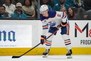 Why the Oilers should make re-signing Connor Murphy a top priority