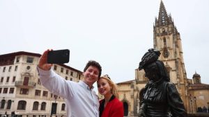La tasa turística que llegará a Asturias: el Principado la recaudará y vigilará en qué la invierten los concejos