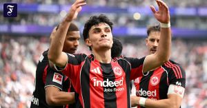 Baut die Eintracht um Can Uzun!