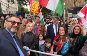 Kurds and Jews Stand Together in London