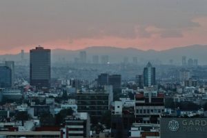 Ya no más la región más transparente del aire ni la ciudad de los palacios