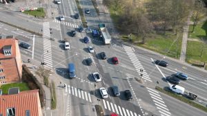 Jeg cyk­ler på Mar­se­lis Bou­le­vard og pas­se­rer 200 biler i kø: Flere skul­le gøre som mig