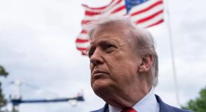 Trump furioso con Teheran: “Non rideranno più”