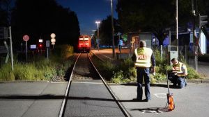 Vierjährige stirbt in Sipplingen: Wie sicher sind Schranken, die nur die halbe Fahrbahn sperren?