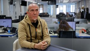 El piragüista y el policía