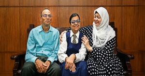 She Cannot See, Hear, or Speak — Yet Lucknow's Sarah Moin Just Topped Her Class 12 Exams With 98.75%