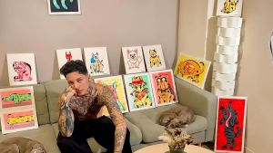 Gabriele Anakin, tattoo artist delle star, scende in campo per i cani ex combattenti