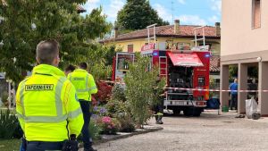 Mirano, esplosione in un appartamento: morto un uomo