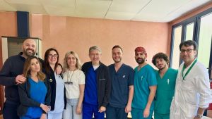 Napoli, tumore al seno e metastasi al fegato trattati in un unico intervento al II Policlinico