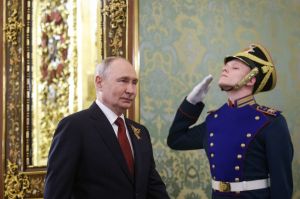 (GLOBALNA ARENA) Kolumna Nine Hruščove: Vstopi Stalin
