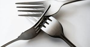 The Voice That Says “Eat”—Even When You’re Full