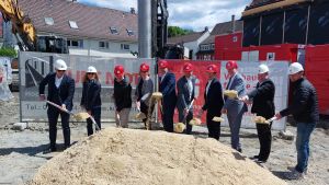 Nach jahrelanger Planung: Sparkasse bringt den Allensbacher Adler zum Fliegen
