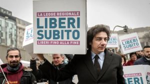 Carroccio spaccato sul fine vita. Zaia: «Serve una legge», Stefani assente