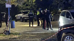 Rissa nel parcheggio con coltelli e pistola: arrestati tre fratelli