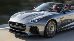 A 16 anni guida una Jaguar rubata a Udine: condannato a un anno e quattro mesi di carcere