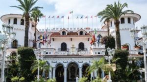 Castello delle cerimonie, nuovo colpo di scena. Il Consiglio di Stato dopo il ricorso dei Polese: «La struttura resti aperta»