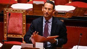 Si sblocca la vicenda Consob. Freni si tira indietro, domani nuovo Cdm
