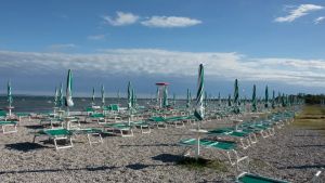 Tuffi e tintarella a Monfalcone: tutto pronto a Marina Julia e Marina Nova