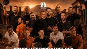 A Pompei i campioni del calcio si sfidano a padel: ci sono Bobo Vieri, Dida, Quagliarella e Di Canio