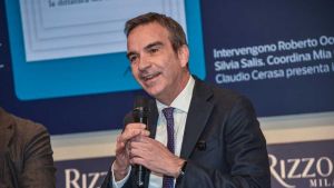 Occhiuto scivola sulle concessioni balneari